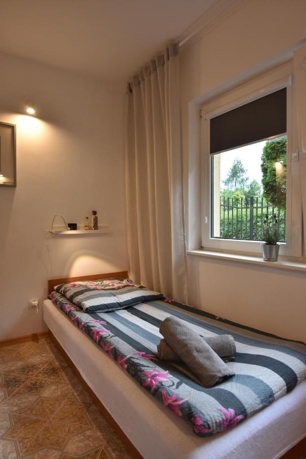 Malinowka Apartment Jantar Exterior photo